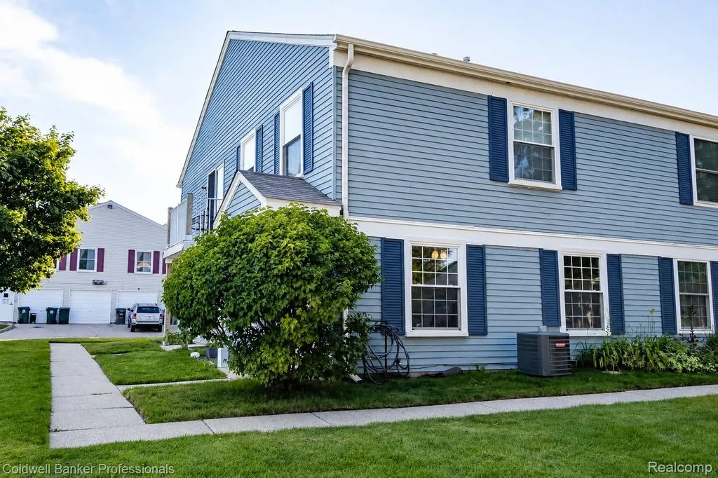 3182 Beechtree Court Orion Charter Township MI 48360