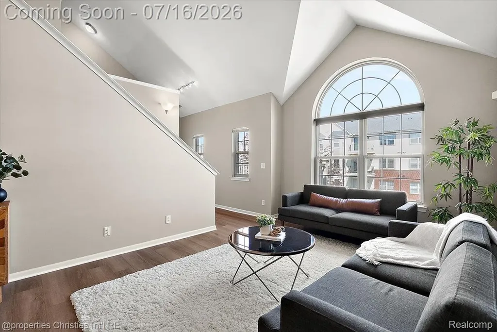 1422 Raliegh Place Troy City MI 48084