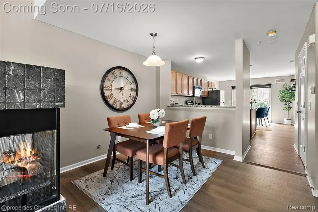 1422 Raliegh Place Troy City MI 48084