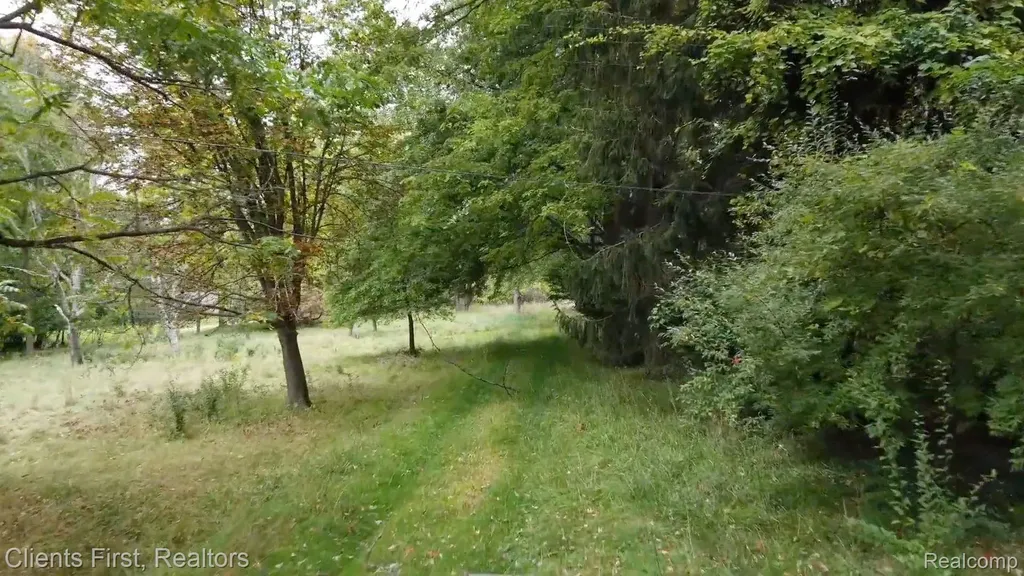 7655 Koppernick Road Canton Charter Township MI 48187