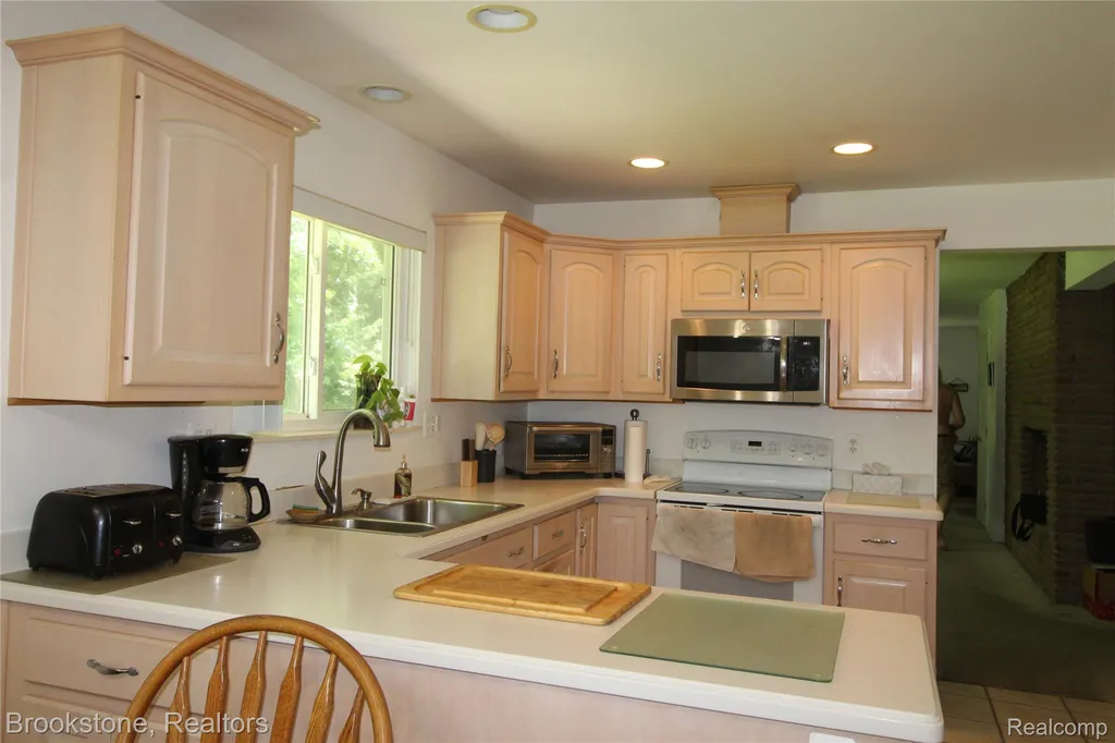 4440 Marquis Lane Bloomfield Hills City MI 48301
