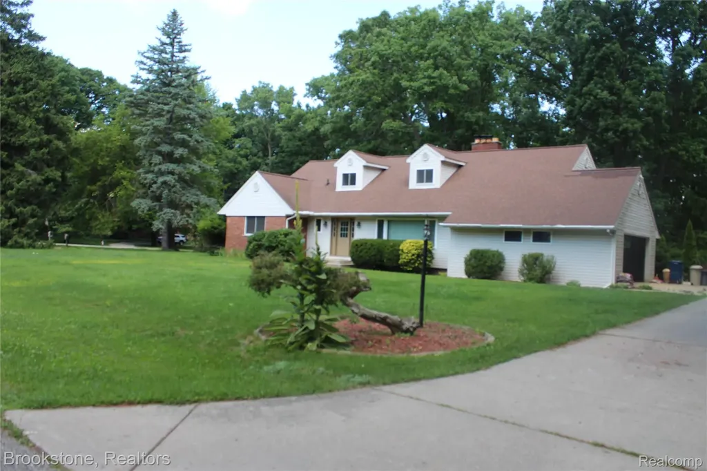 4440 Marquis Lane Bloomfield Hills City MI 48301
