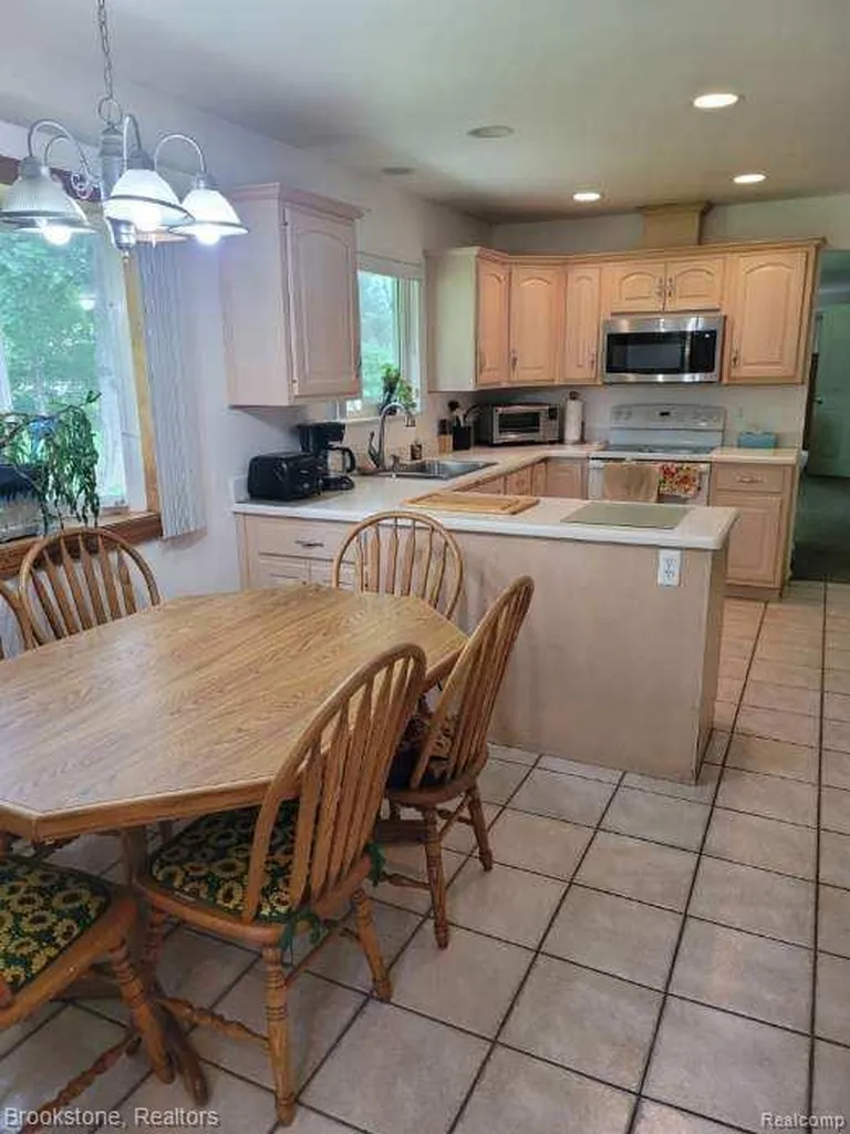 4440 Marquis Lane Bloomfield Hills City MI 48301