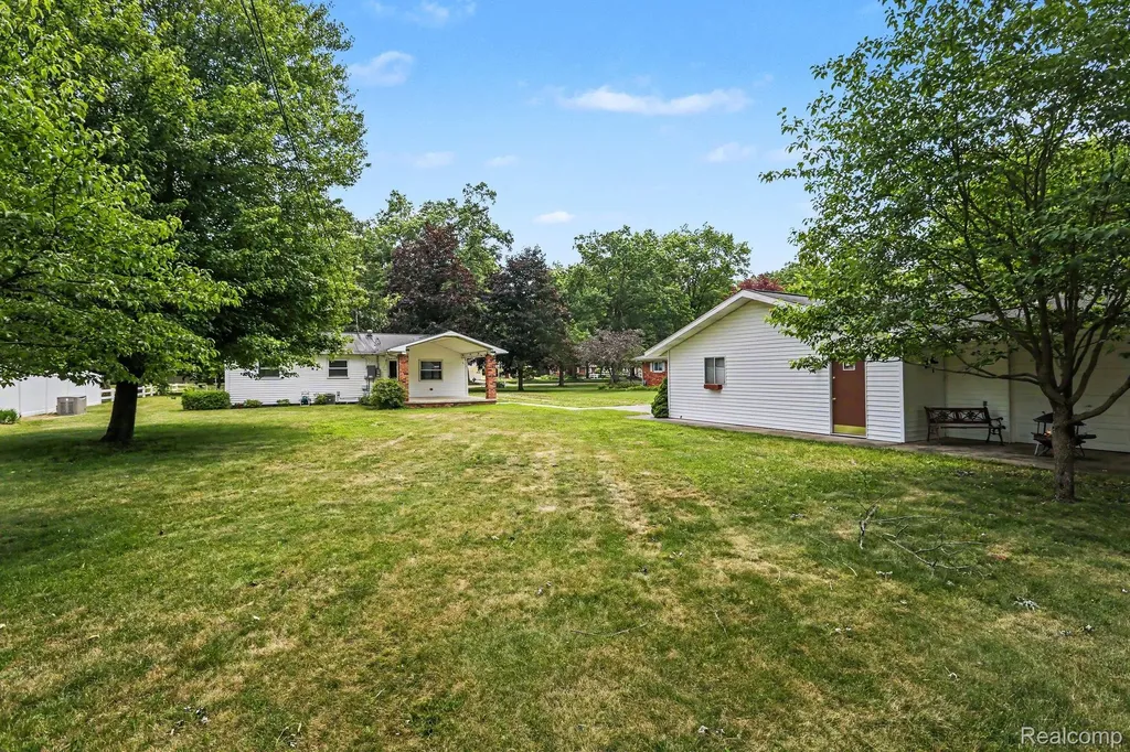 17450 Martinsville Road Sumpter Township MI 48111