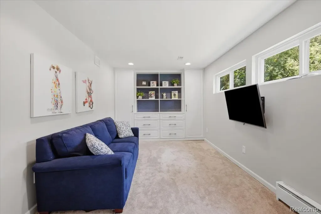 423 S Cranbrook Cross Road Bloomfield Hills City MI 48301