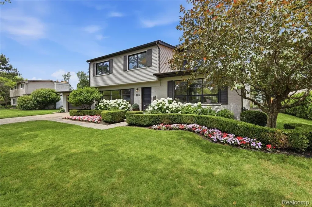 423 S Cranbrook Cross Road Bloomfield Hills City MI 48301