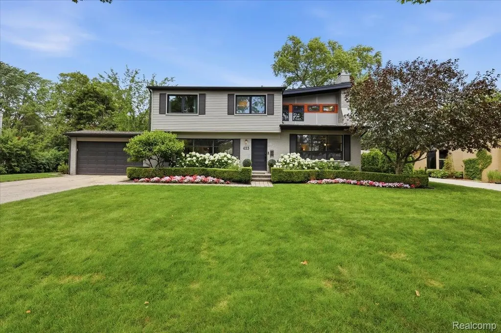 423 S Cranbrook Cross Road Bloomfield Hills City MI 48301