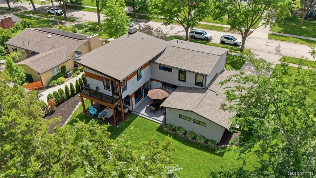 423 S Cranbrook Cross Road Bloomfield Hills City MI 48301
