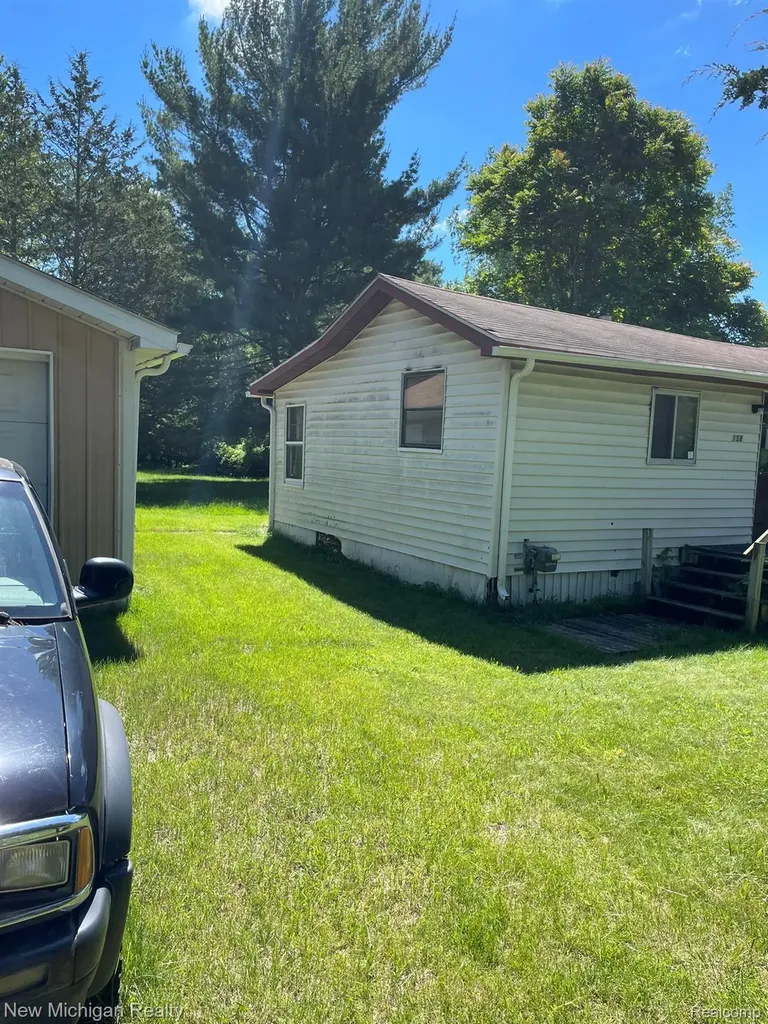 158 Norman Street Vassar City MI 48768