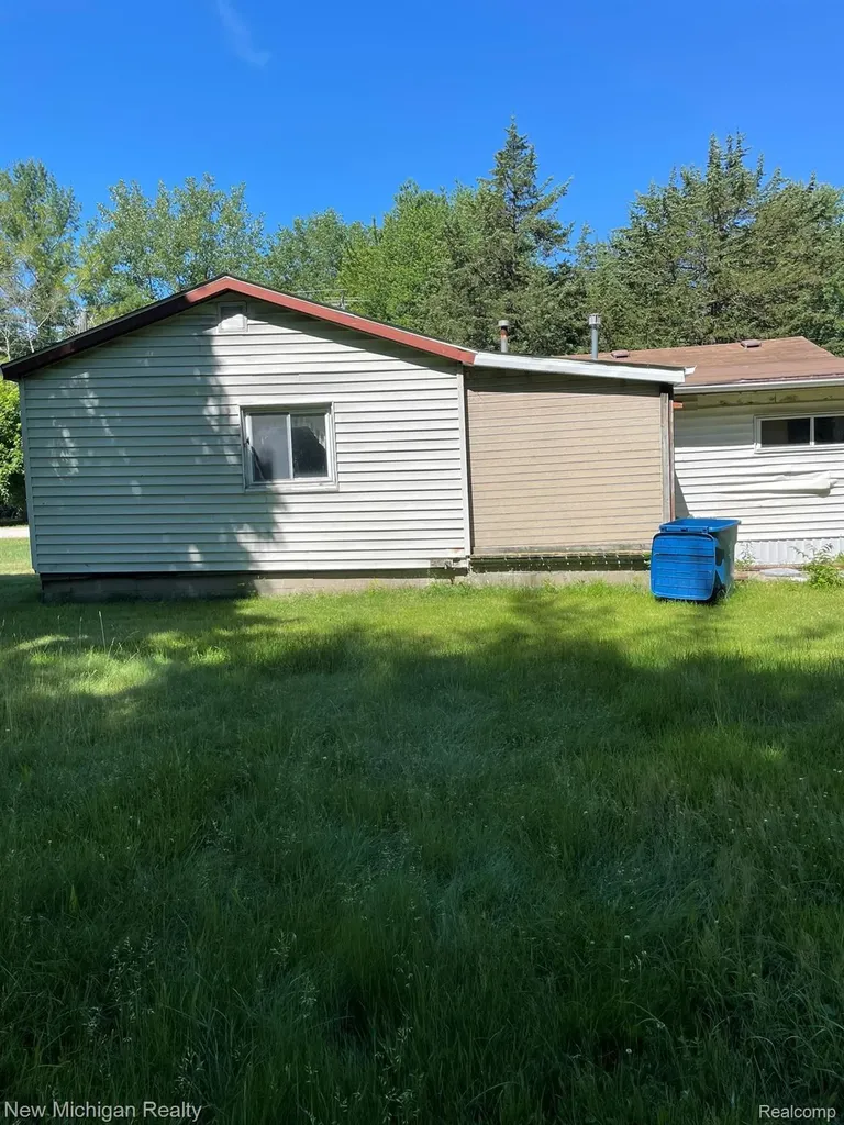 158 Norman Street Vassar City MI 48768