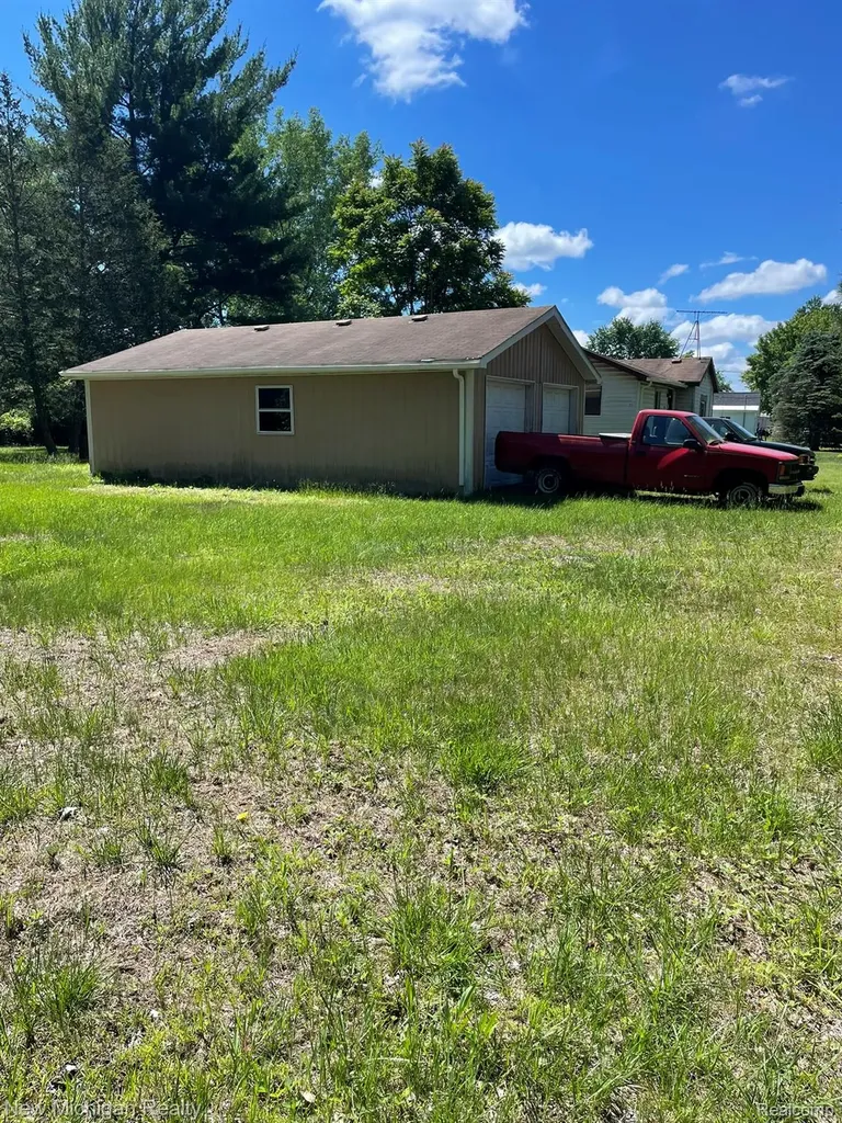 158 Norman Street Vassar City MI 48768