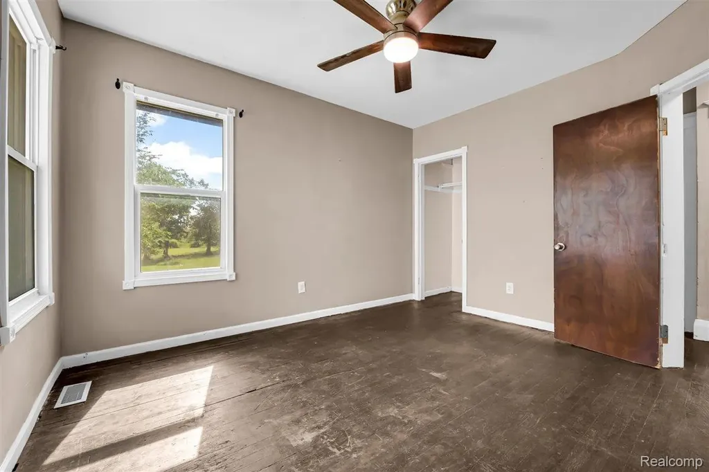 8928 Mackinaw Street Detroit City MI 48204
