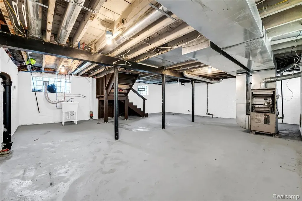 8928 Mackinaw Street Detroit City MI 48204