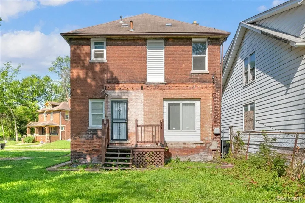 8928 Mackinaw Street Detroit City MI 48204