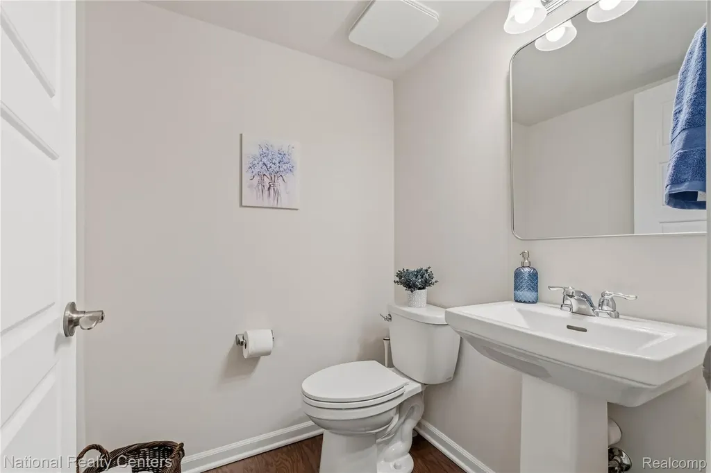 212 S Sydney Court Plymouth City MI 48170