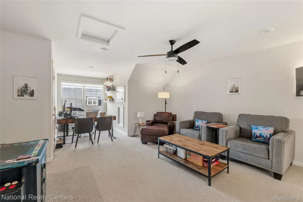 212 S Sydney Court Plymouth City MI 48170
