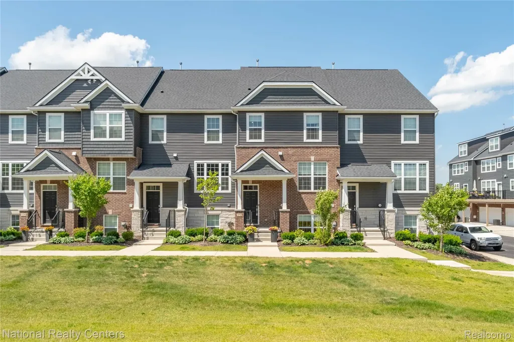 212 S Sydney Court Plymouth City MI 48170