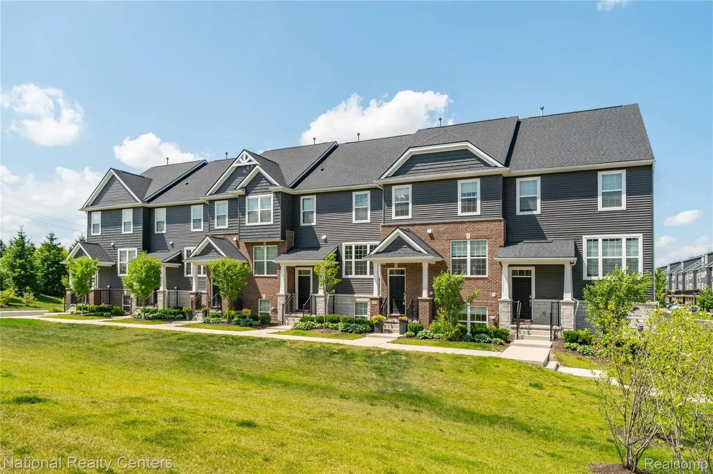 212 S Sydney Court Plymouth City MI 48170