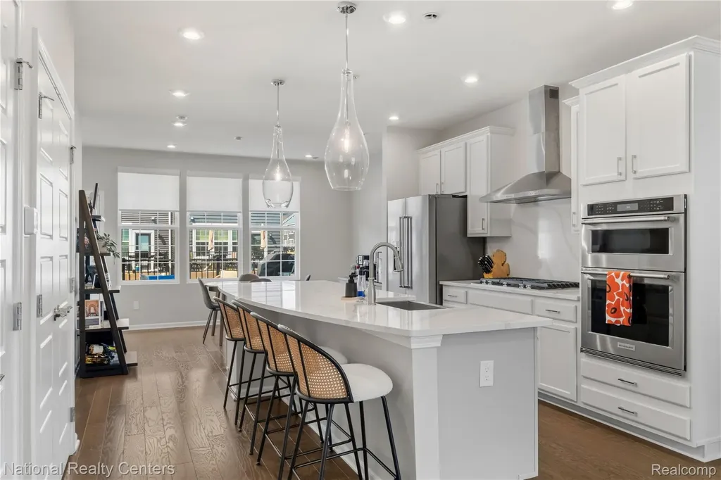 212 S Sydney Court Plymouth City MI 48170