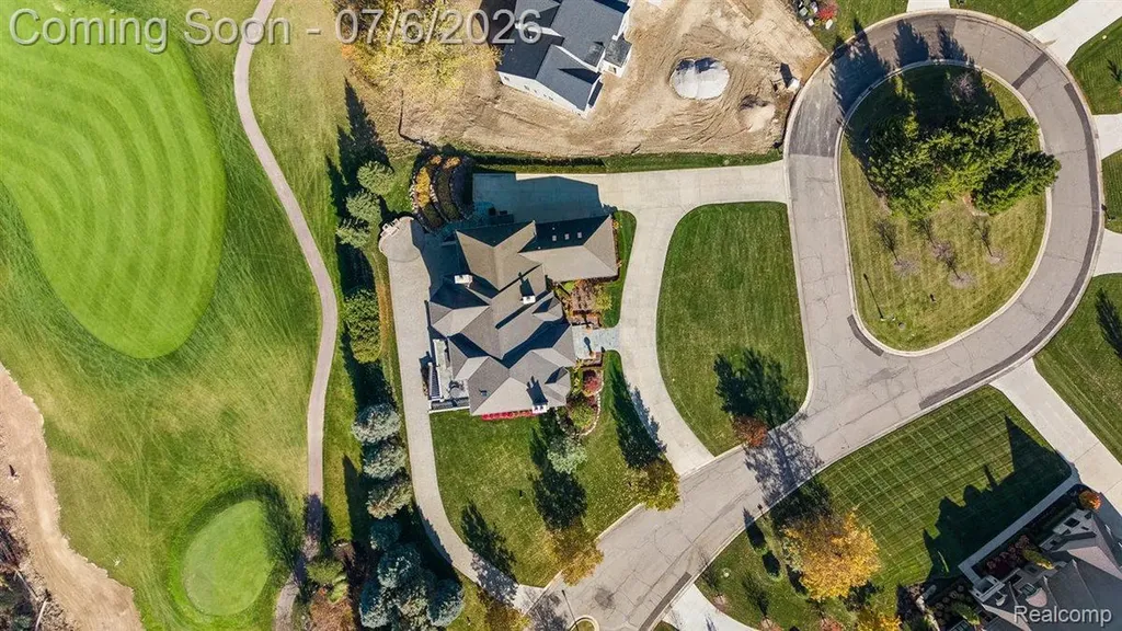 4650 Gatehouse Court Oakland Charter Township MI 48306