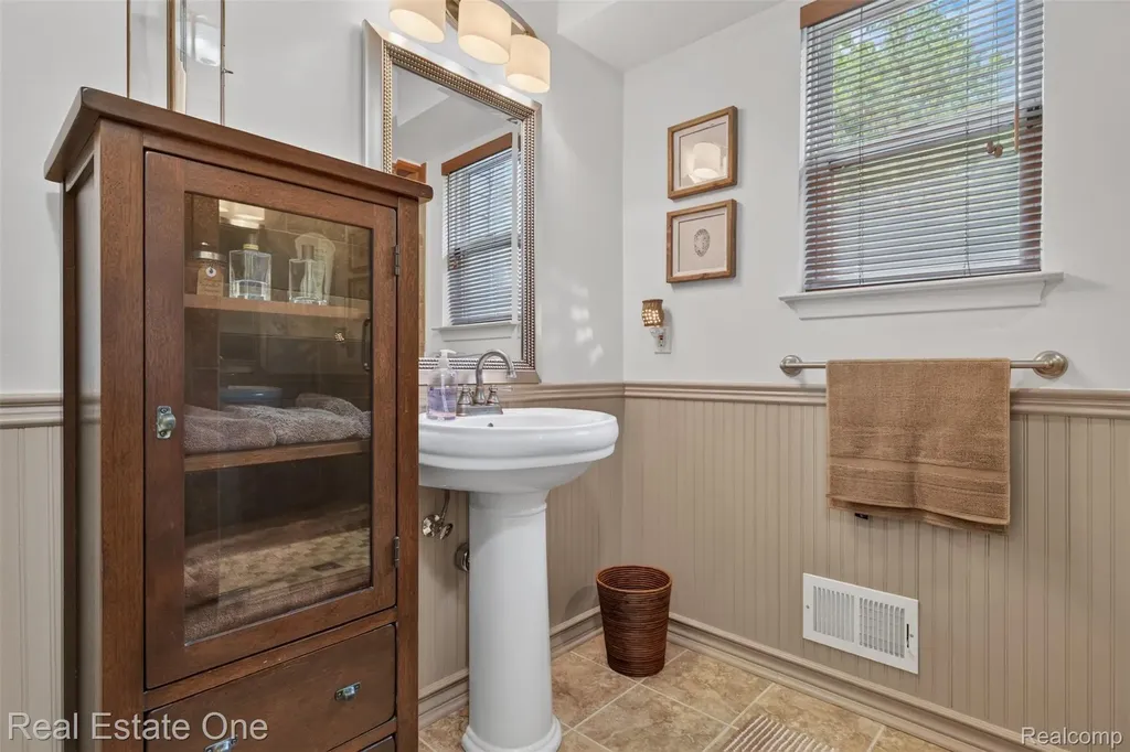 5569 Northcrest Court Independence Charter Township MI 48346