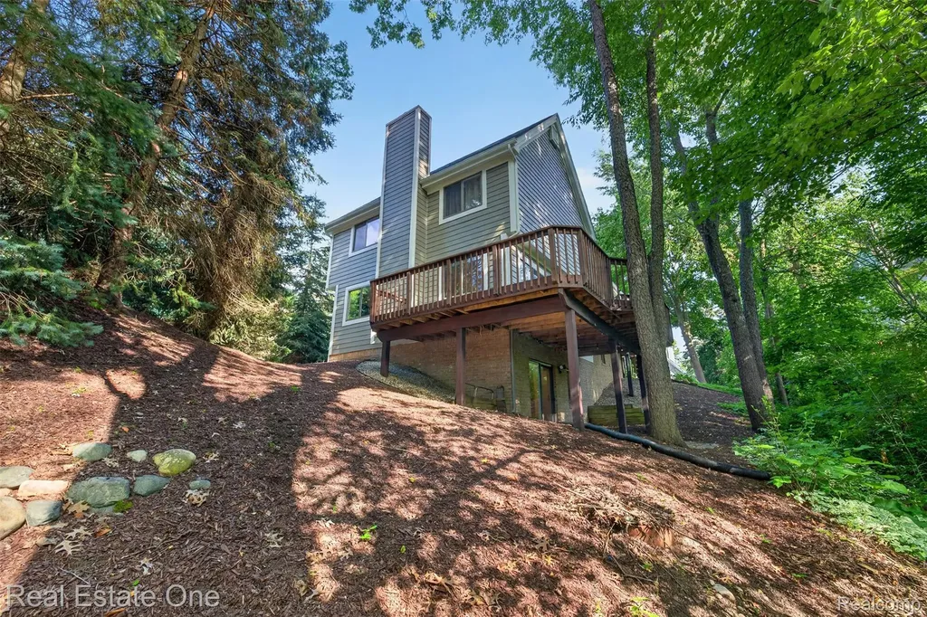 5569 Northcrest Court Independence Charter Township MI 48346