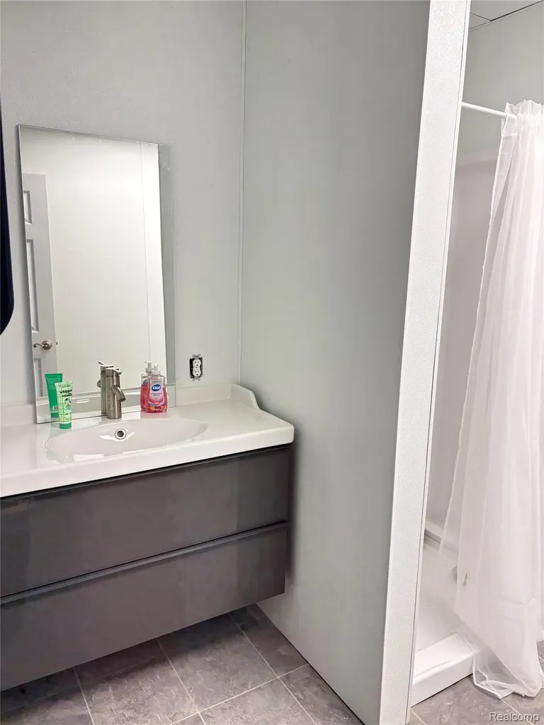 3041 Reeder Road Independence Charter Township MI 48346