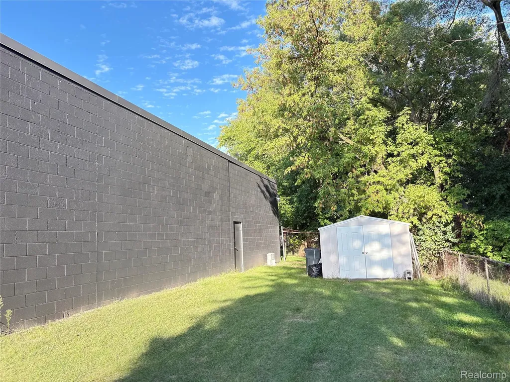 3041 Reeder Road Independence Charter Township MI 48346