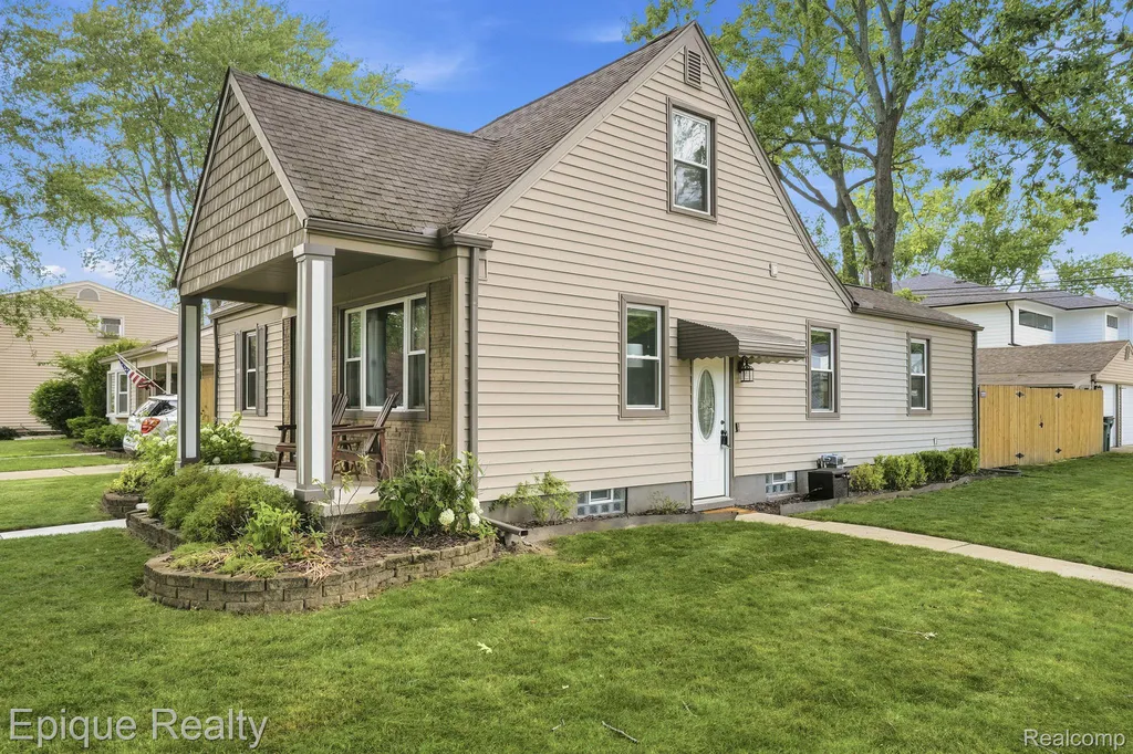 3402 Normandy Road Royal Oak City MI 48073