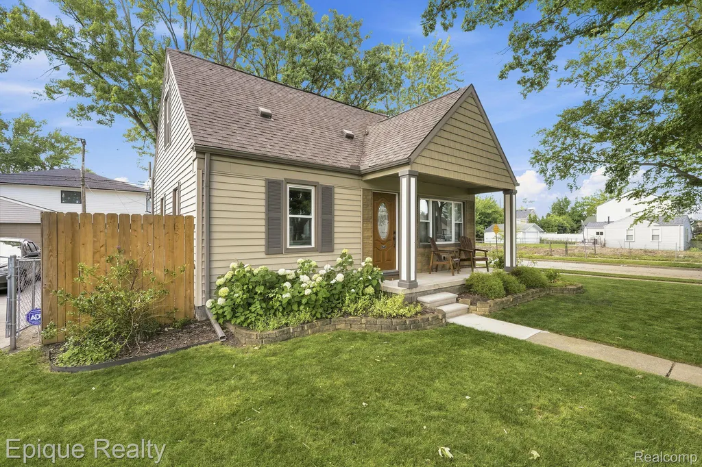 3402 Normandy Road Royal Oak City MI 48073