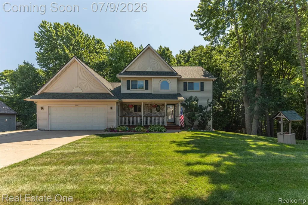 7965 Howard Street Hamburg Township MI 48189
