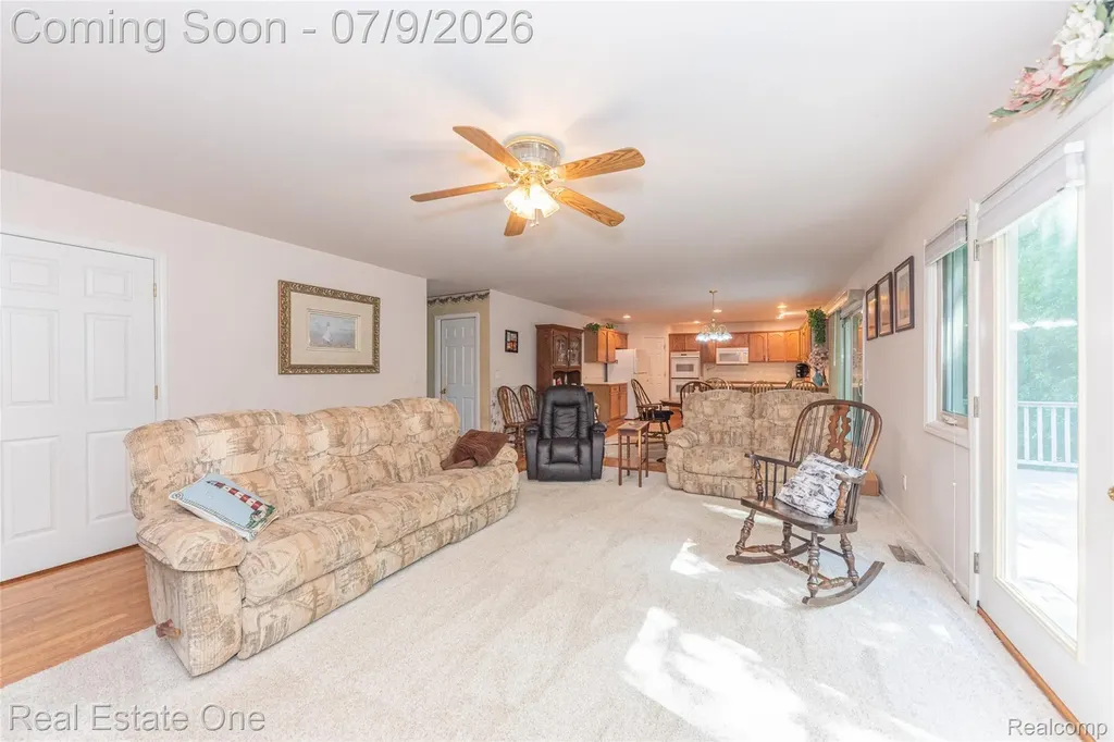 7965 Howard Street Hamburg Township MI 48189
