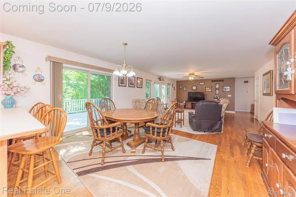 7965 Howard Street Hamburg Township MI 48189
