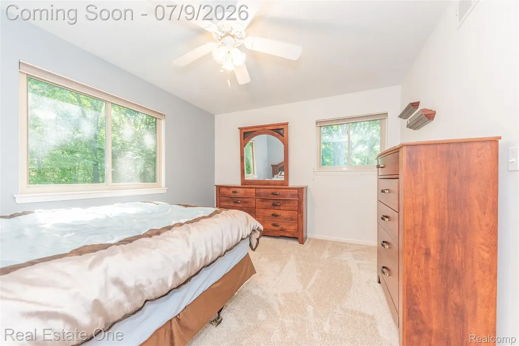 7965 Howard Street Hamburg Township MI 48189