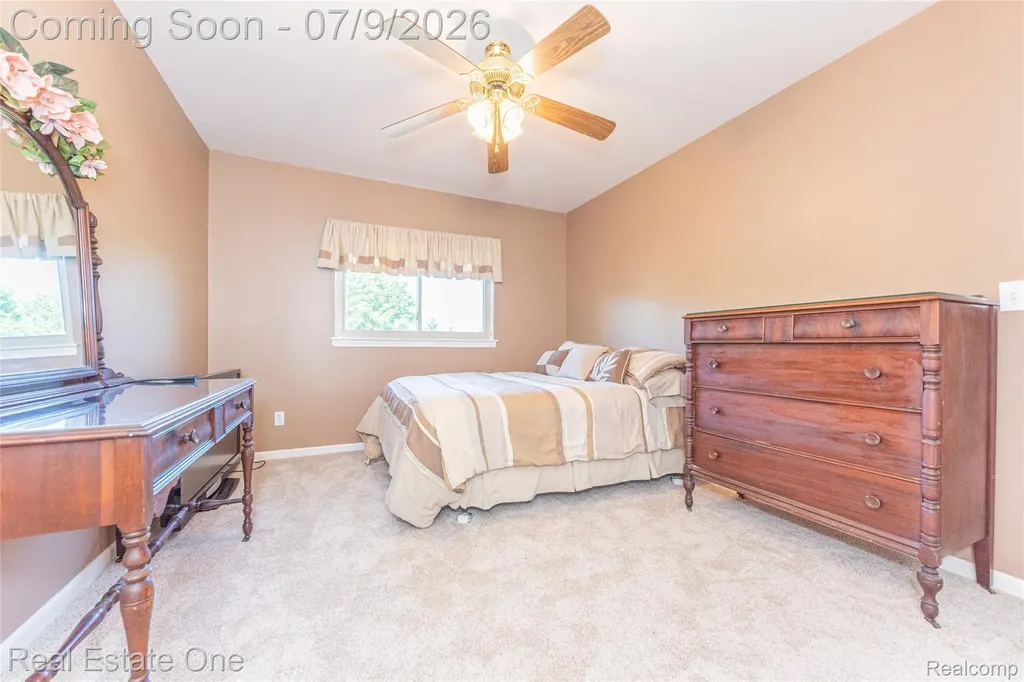7965 Howard Street Hamburg Township MI 48189
