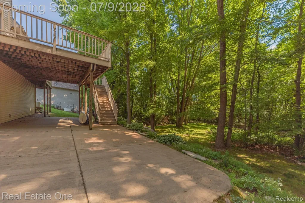 7965 Howard Street Hamburg Township MI 48189