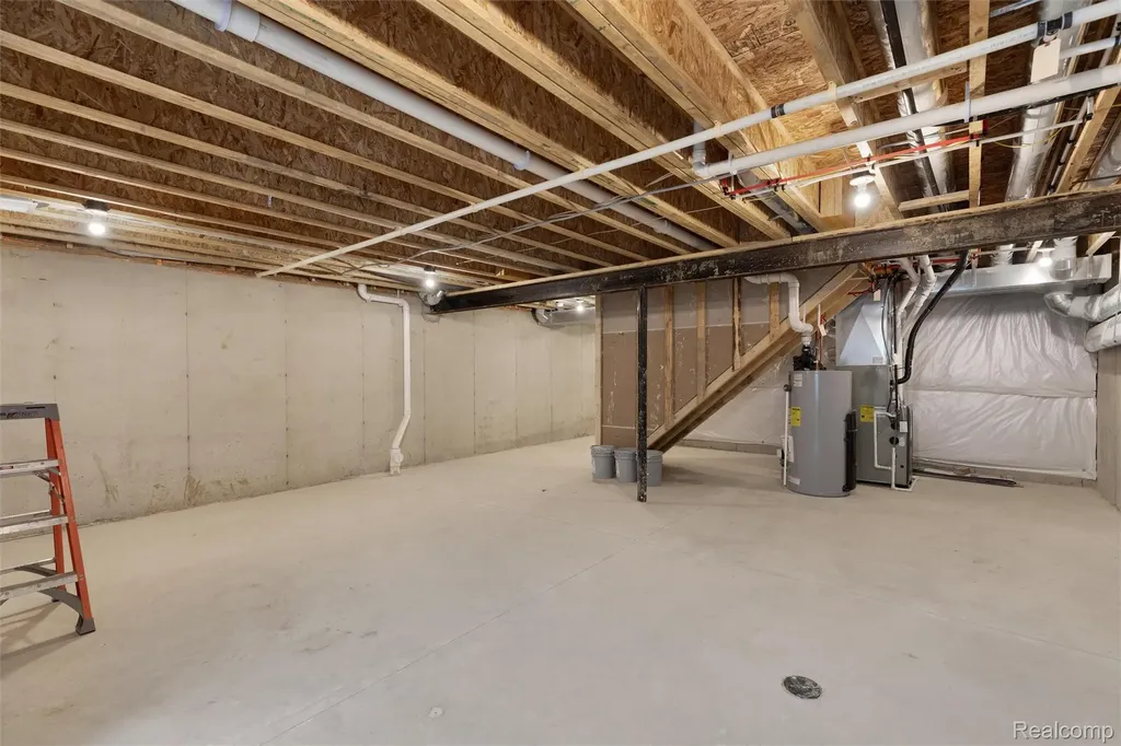 807 Balmoral Lane Troy City MI 48085