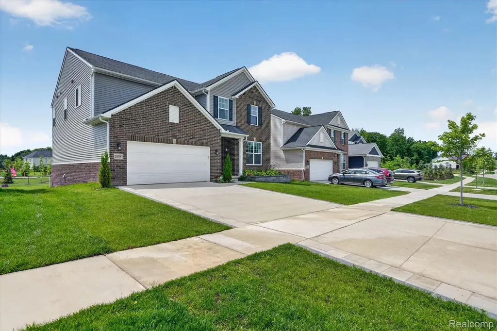 20983 Calabrese Drive Lyon Charter Township MI 48178