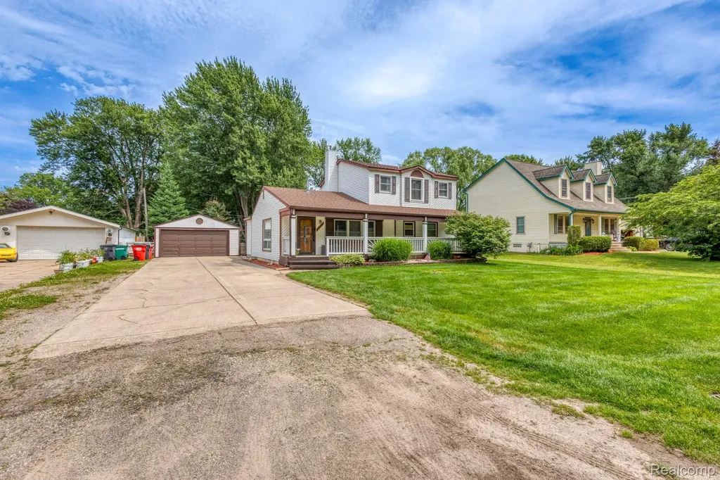 39076 Winkler Street Harrison Charter Township MI 48045