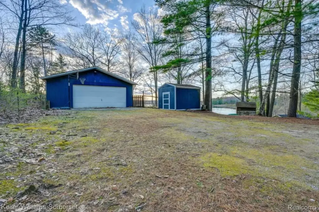6301 Rock Road Garfield Township MI 48632