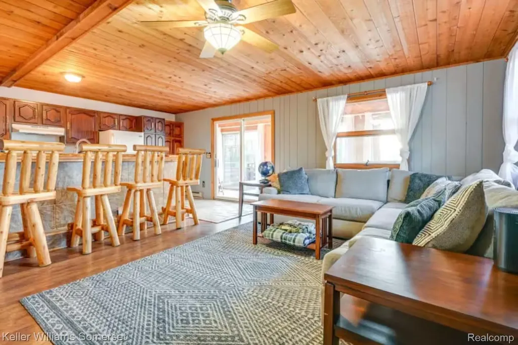 6301 Rock Road Garfield Township MI 48632