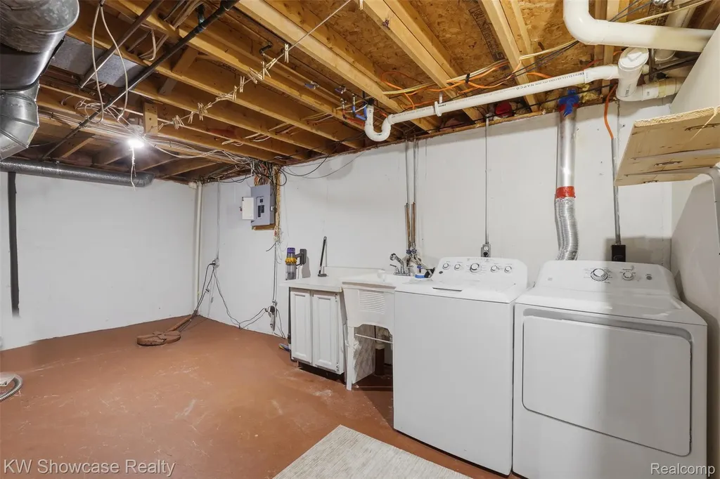 1021 Willowood Court Fenton City MI 48430
