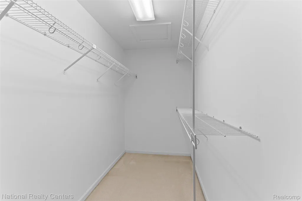 180 Winslow Circle Commerce Charter Township MI 48390