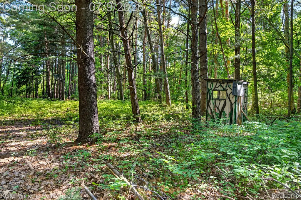 204 Russell Road Kawkawlin Township MI 48631