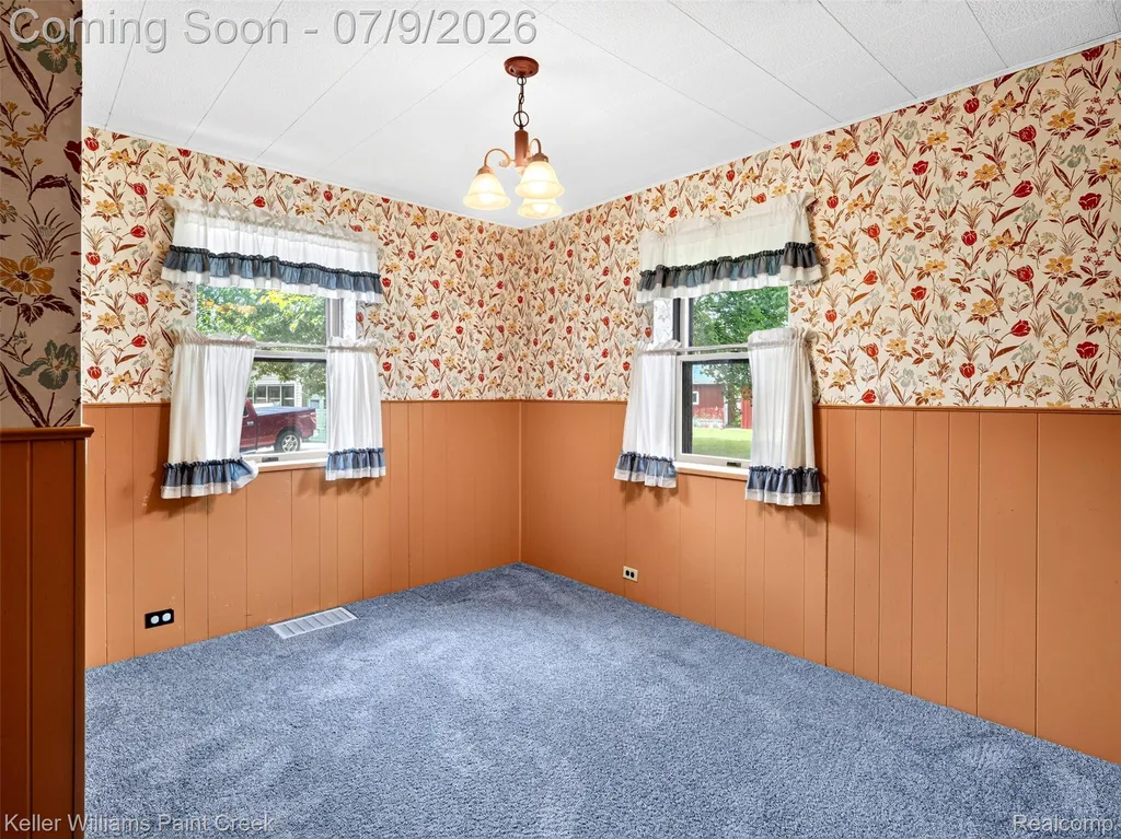 204 Russell Road Kawkawlin Township MI 48631