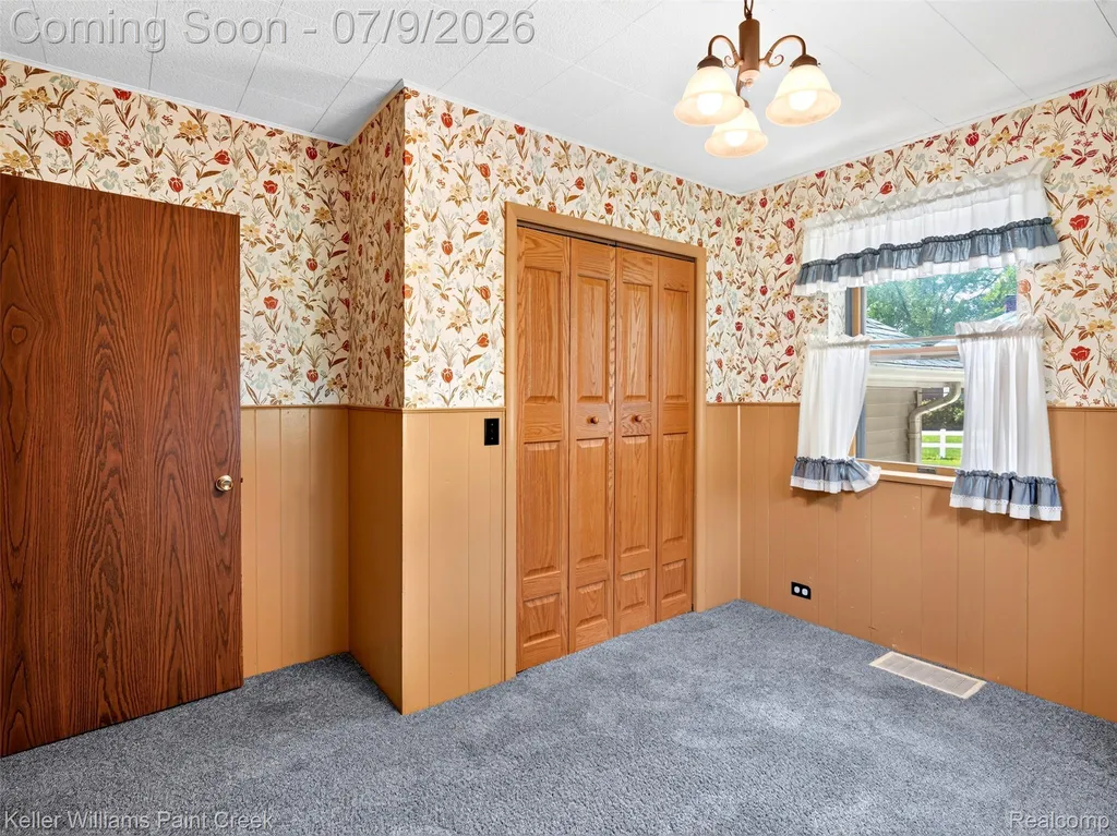 204 Russell Road Kawkawlin Township MI 48631