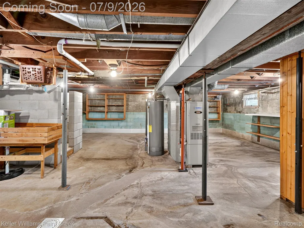 204 Russell Road Kawkawlin Township MI 48631