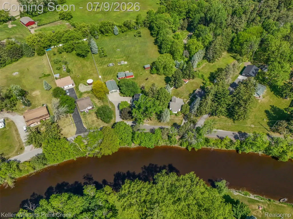 204 Russell Road Kawkawlin Township MI 48631
