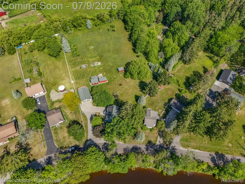 204 Russell Road Kawkawlin Township MI 48631