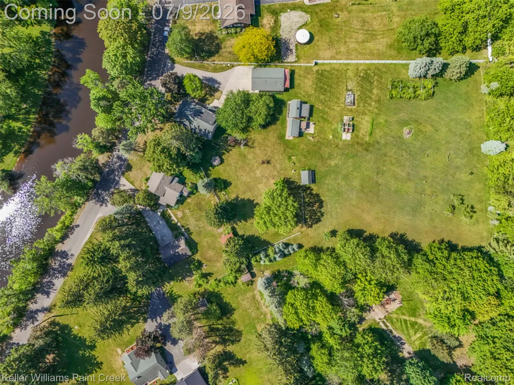 204 Russell Road Kawkawlin Township MI 48631